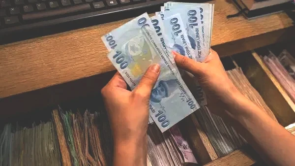 En düşük emekli maaşı ne kadar olacak? SGK uzmanı rakam verdi!